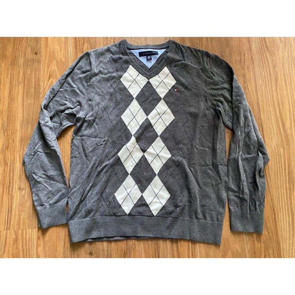 Tommy Hilfiger Men's Argyle Sweater (Large)